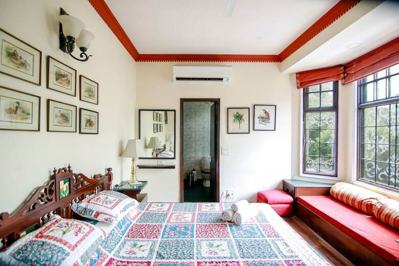Bed & Breakfast Sirohi House
