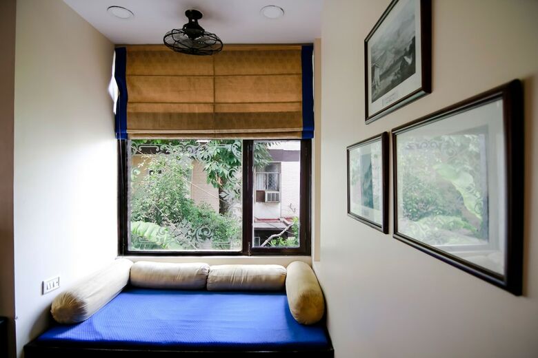 Bed & Breakfast Sirohi House