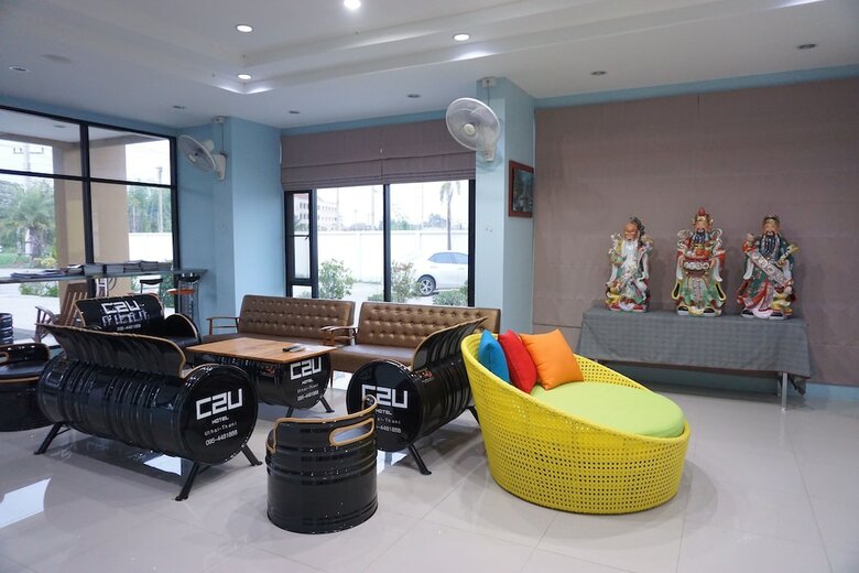 C2u Hotel Uthai Thani - Adults Only