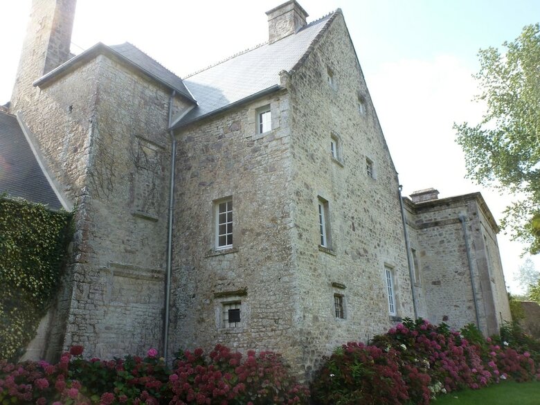 Les G�tes Du Manoir de Savigny