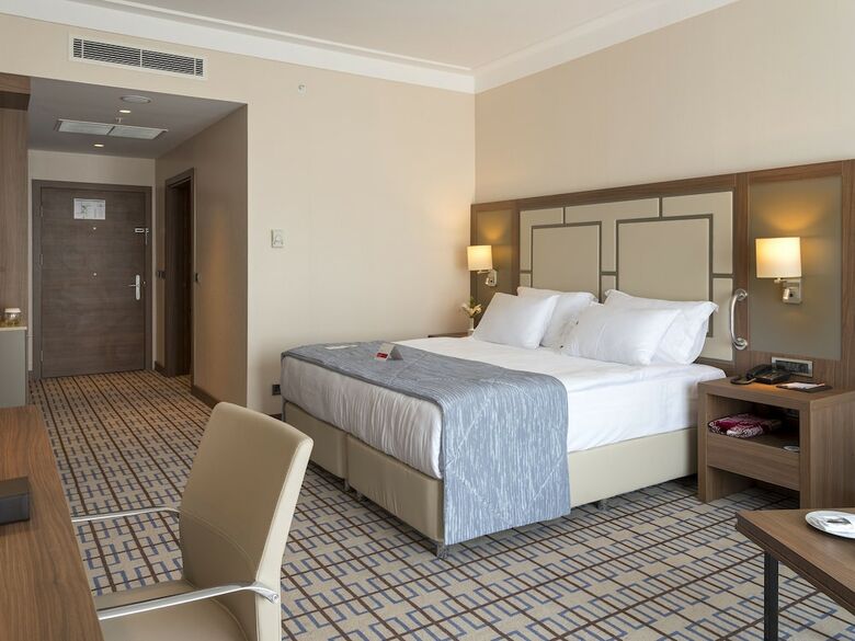 Hotel Ramada Plaza By Wyndham Rize