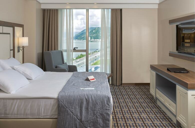 Hotel Ramada Plaza By Wyndham Rize