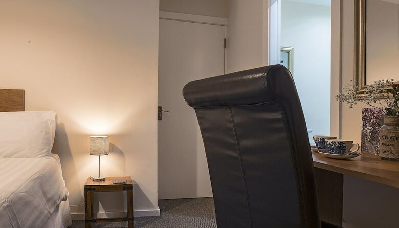 Hotel Cargo Cafe Apartments - Guest House