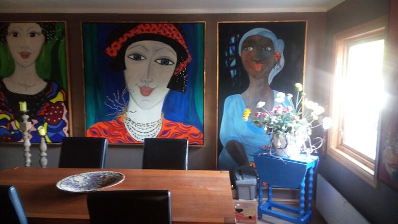 B� Art Studio