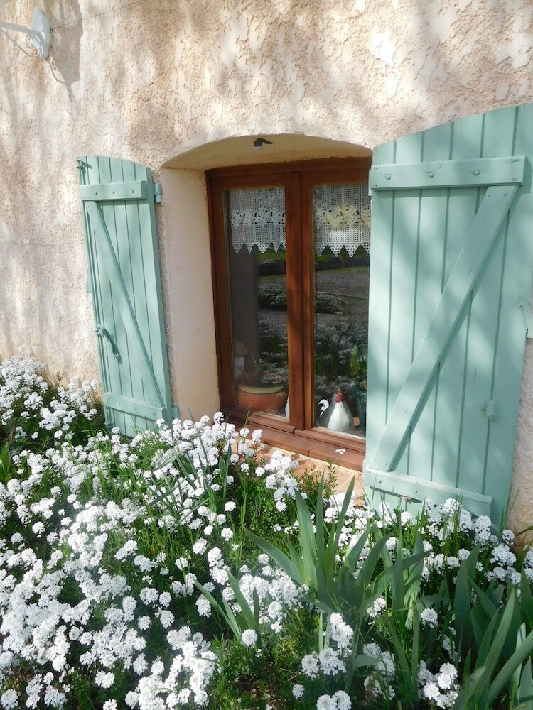 Hotel Le Mas Des Chardons Chambre D'h�tes