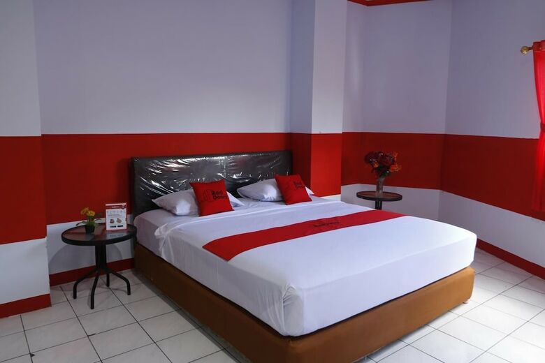 Hotel Reddoorz Plus @ Samratulangi Manado