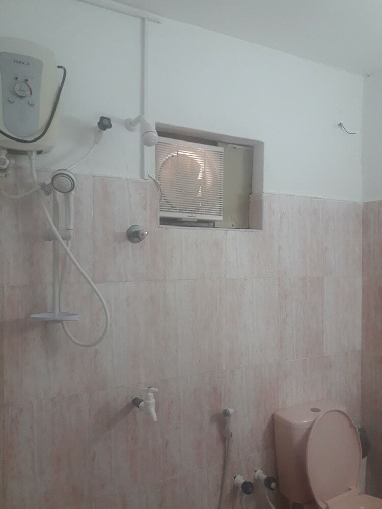 Hotel Blue Whale