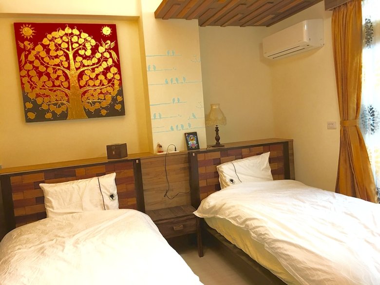 Hotel Home & Teak Homestay