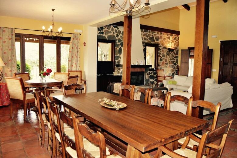 Agroturismo Casa Rural Alcornocalejo