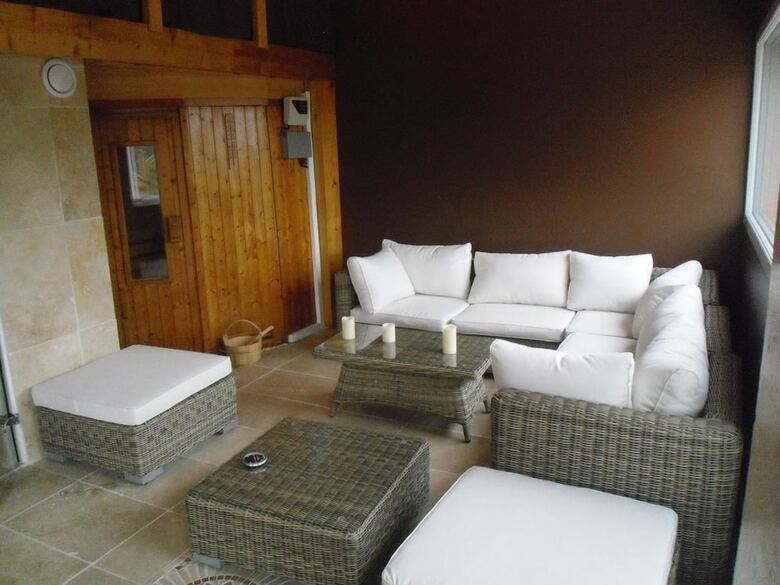 Bed & Breakfast Domaine de Prefaissal 2