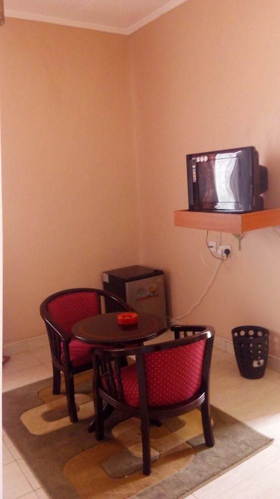 Hotel Savannah Lodge Nguluni
