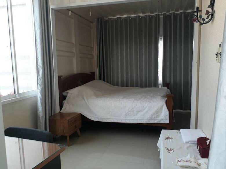 Hotel Farsai Homestay