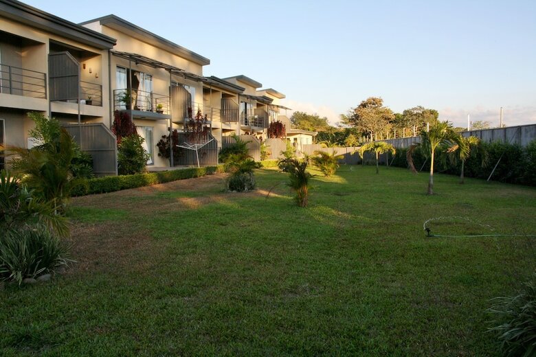 Apartamentos La Alborada