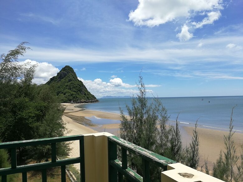 Hotel Aow Noi Sea View Resort