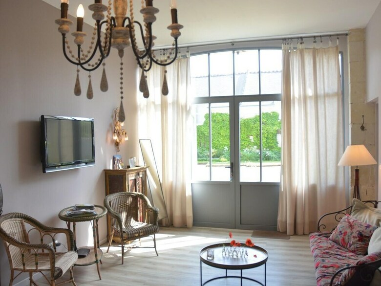 Bed & Breakfast La P�nesais