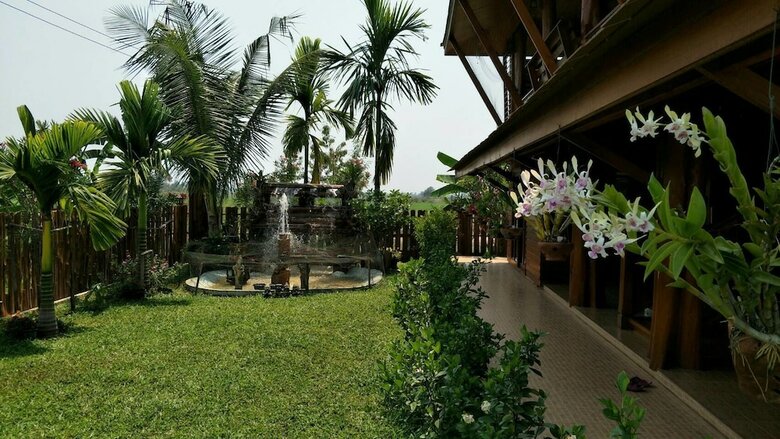 Hotel Huanmaisakngam Resort