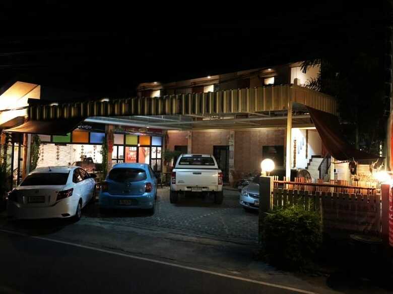 Hotel Sandee Place Chomthong