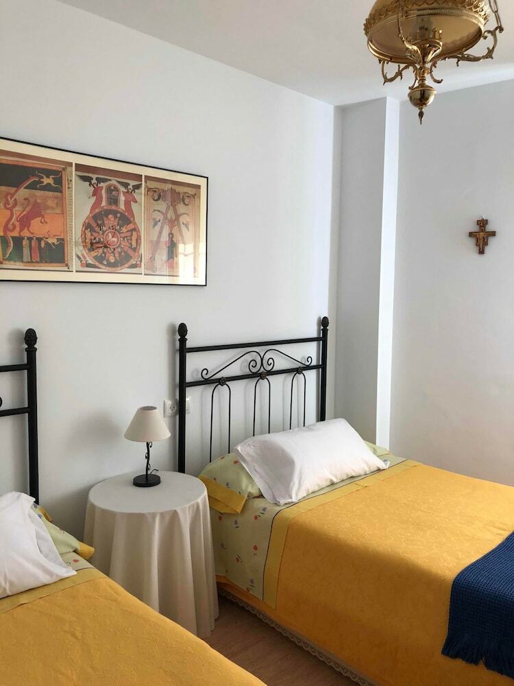 Apartamentos Casa de La Ca�ada