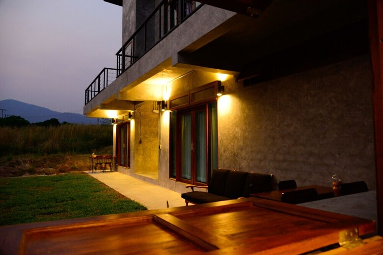 Hotel Suan Sook Homestay