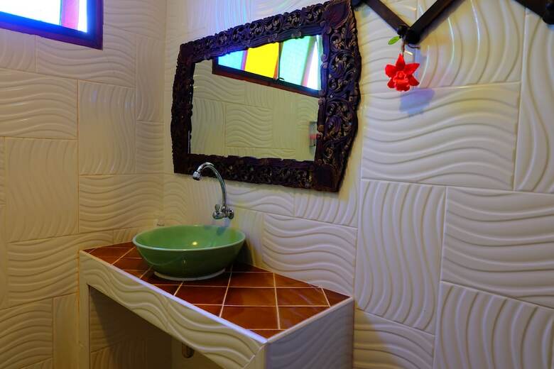 Hotel Rom Sak Resort