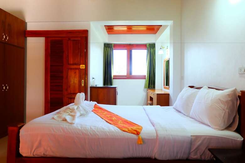 Hotel Rom Sak Resort