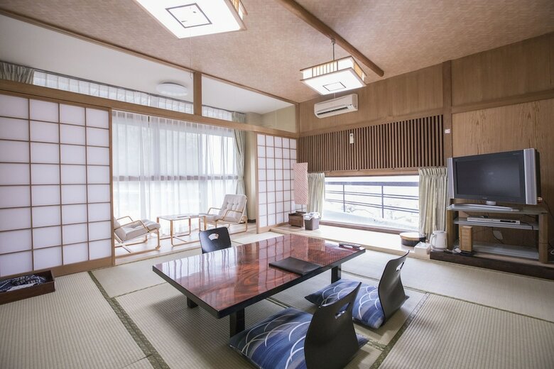 Atami Kinomiyanoyu Shogetsu