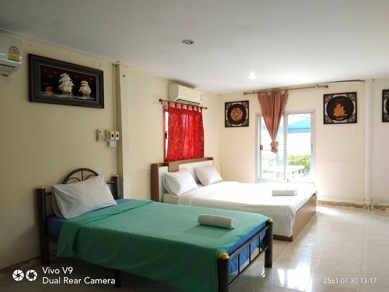Hotel Happy Resort
