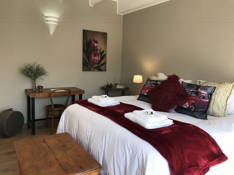 Bed & Breakfast 59 On True North Guest Rooms