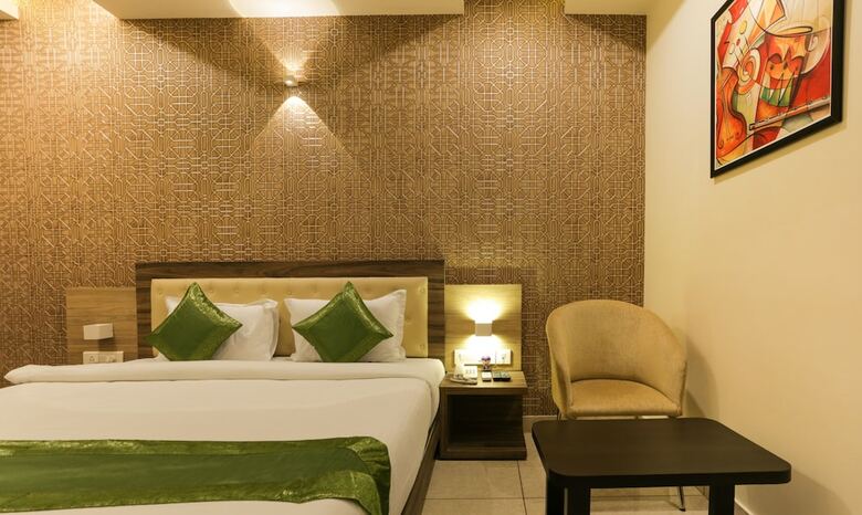 Hotel Treebo Trend Rajathadri Palace