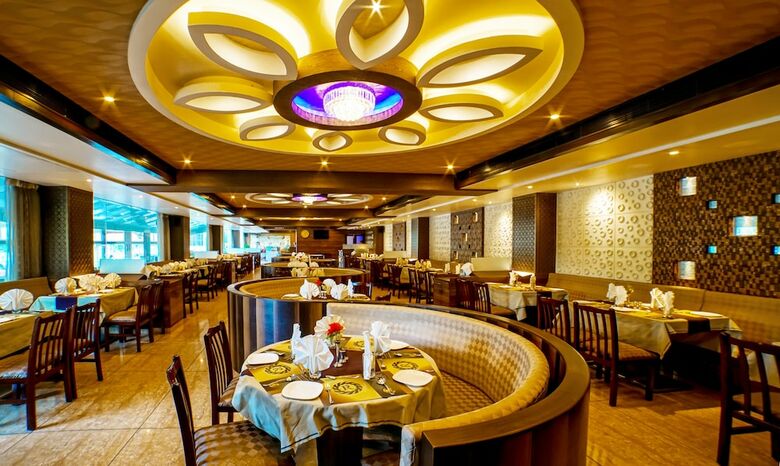 Hotel Treebo Trend Rajathadri Palace