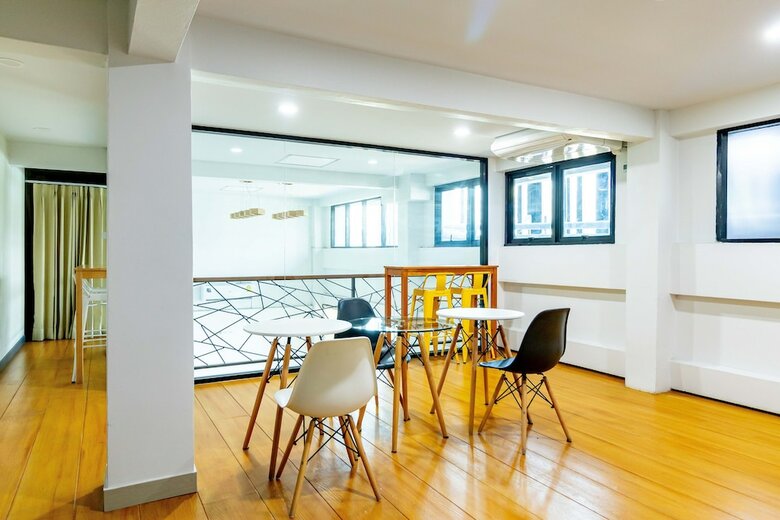 Hotel Riski Residence Bangbuathong