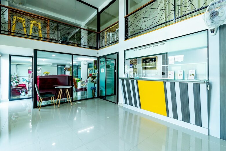 Hotel Riski Residence Bangbuathong