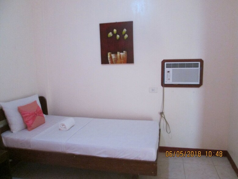 Hotel Agm Beachfront Resort & Resto