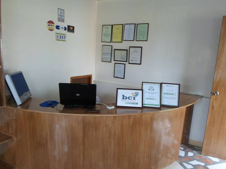 Hotel Agm Beachfront Resort & Resto
