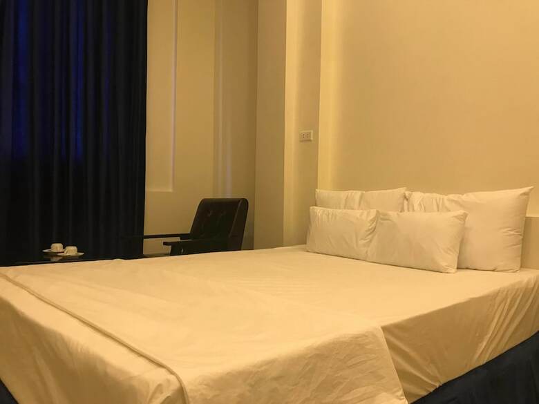 Hotel Pure