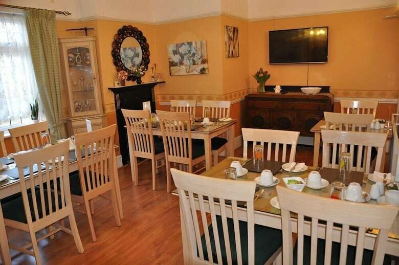 Hotel Walcot House