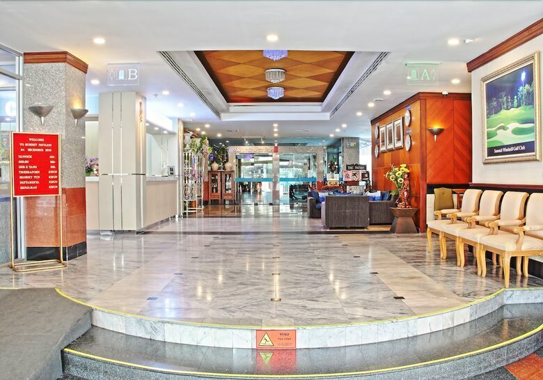 Hotel Summit Pavilion