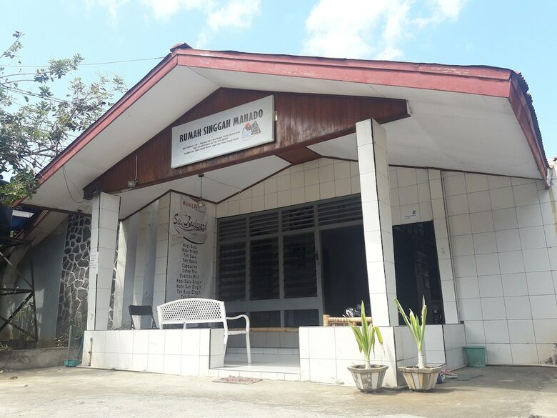 Hostal Rumah Singgah Manado - Hostel