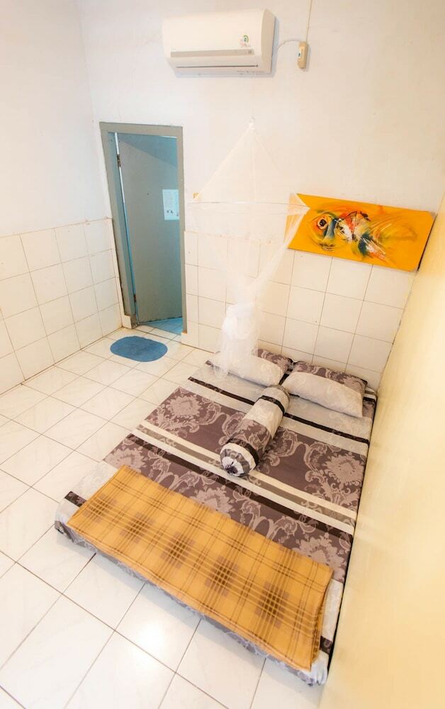 Hostal Rumah Singgah Manado - Hostel