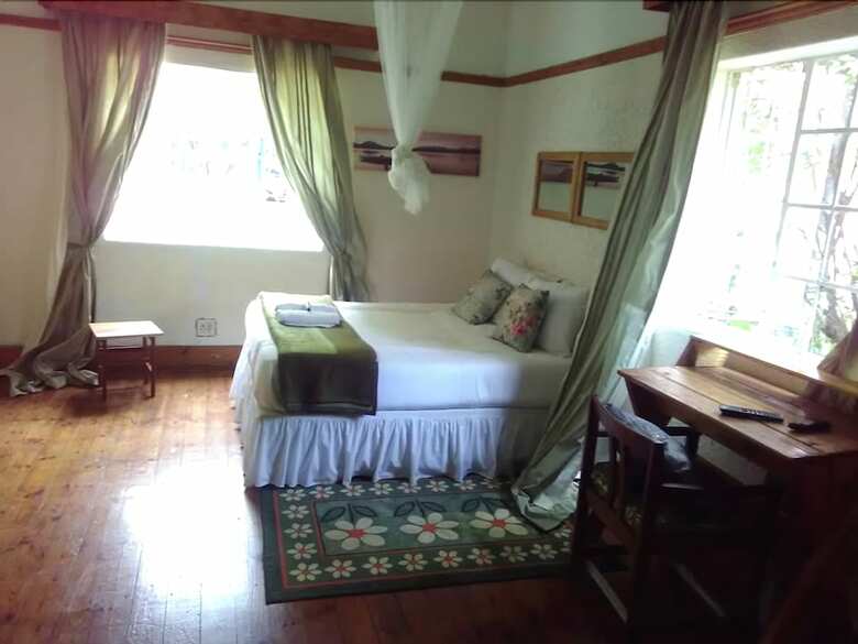Bed & Breakfast Breeze Guest House