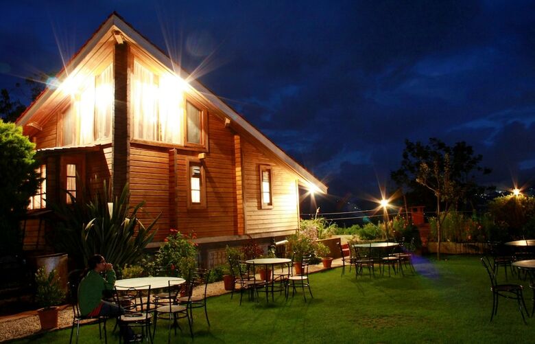Hotel The Chalets Naldehra