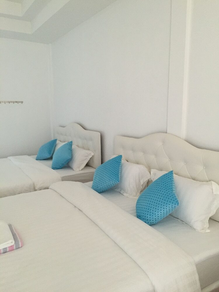 Hotel Phum & Proud Homestay