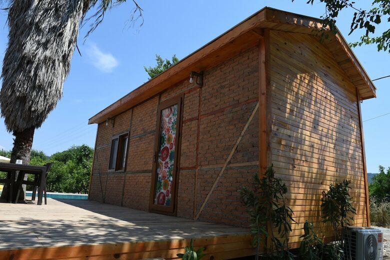 Hotel Otantik Tas Ev