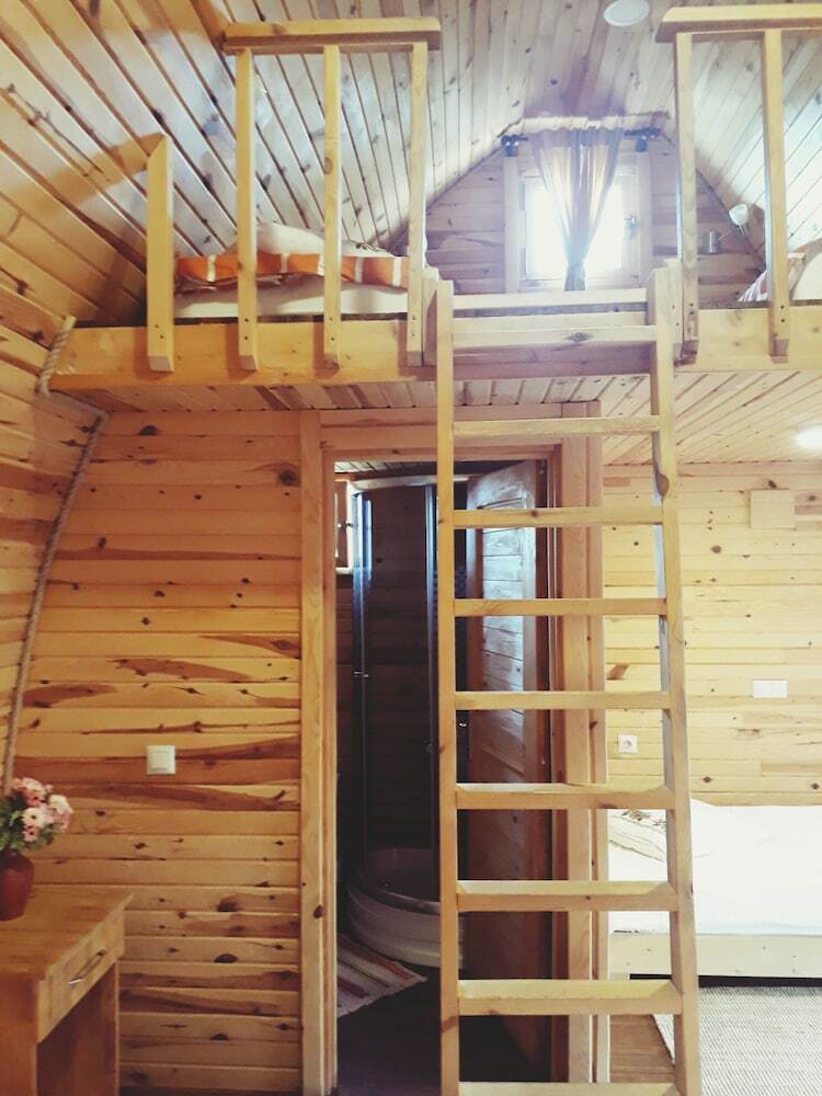 Hotel Otantik Tas Ev