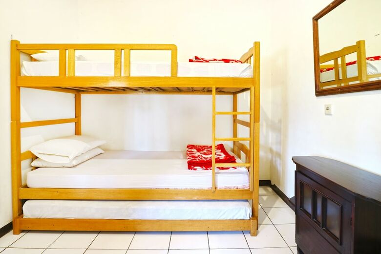 Hotel Pondok Buah Sinuan