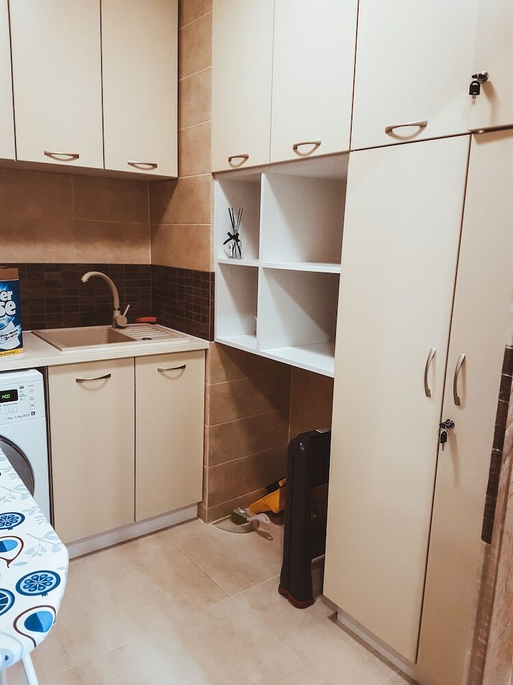 Stawowa Apartment With Private Garage