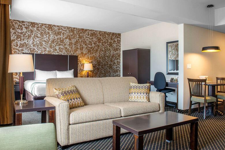 Hotel Quality Inn & Suites Petawawa