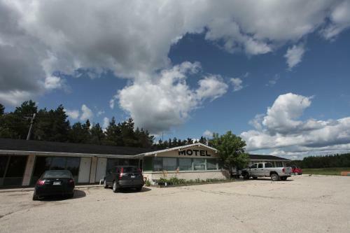 Riverside Motel