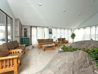 Posada Howard Johnson Inn Gravenhurst