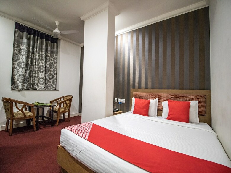 Hotel Imax Inn